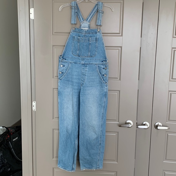 ABERCROMBIE DENIM OVERALLS MEDIUM - Picture 1 of 5